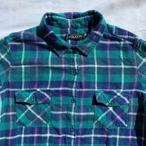 Women’s Volcom Button-up Plaid Flannel CA